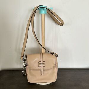 Tignanello Cream Pebbled Leather Crossbody Built in Wallet Shoulder Bag Travel